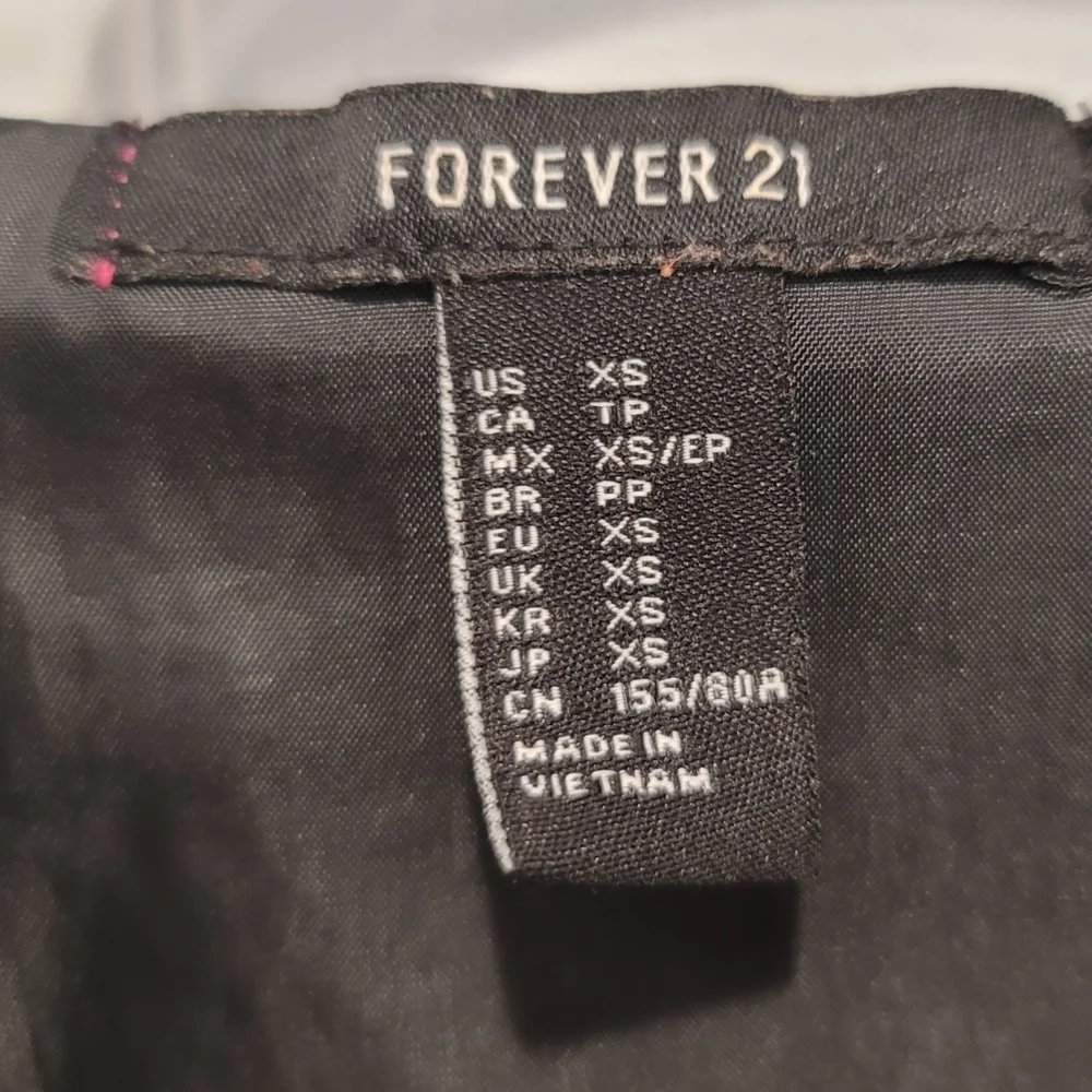Boys XS Forever 21 Rainbow Tie Dye Front Pouch Pullover Windbreaker